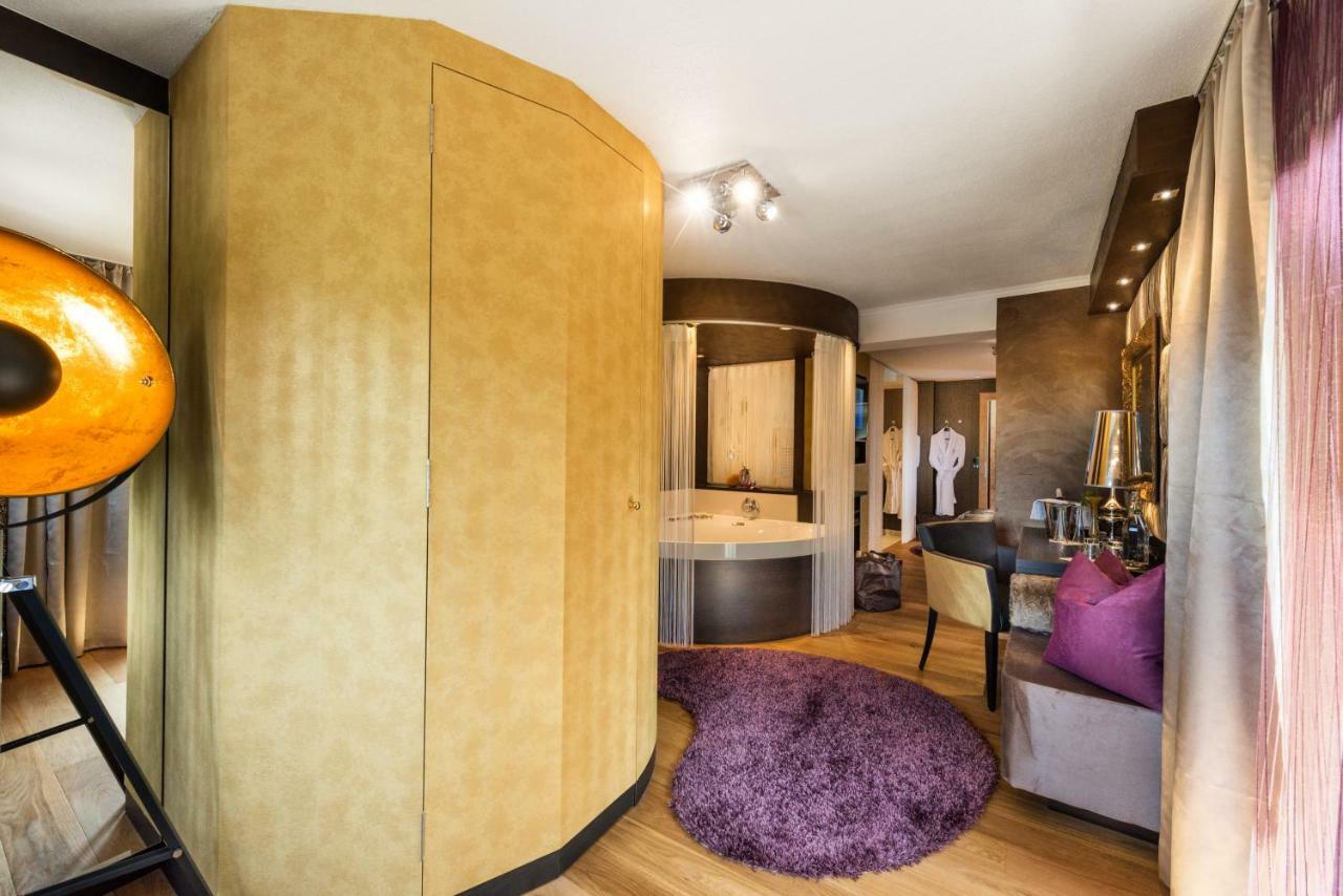 Hotel Winzer Wellness & Kuscheln ザンクト・ゲオルゲン・イム・アッターガウ エクステリア 写真