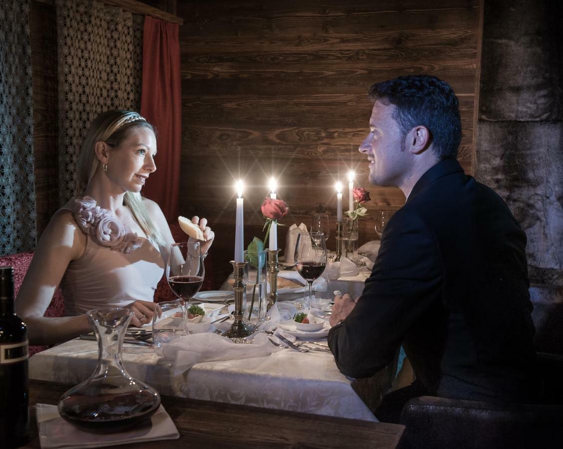 Hotel Winzer Wellness & Kuscheln ザンクト・ゲオルゲン・イム・アッターガウ エクステリア 写真