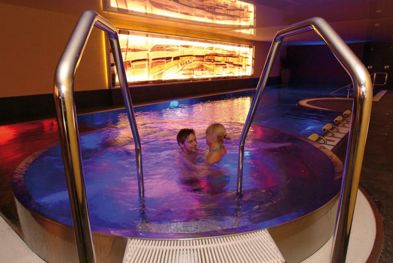 Hotel Winzer Wellness & Kuscheln ザンクト・ゲオルゲン・イム・アッターガウ エクステリア 写真